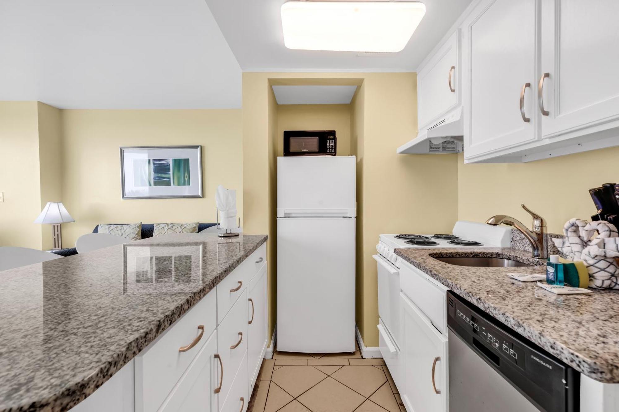 Oceanfront Condo Steps To The Beach W No Resort Fees Myrtle Beach Eksteriør billede